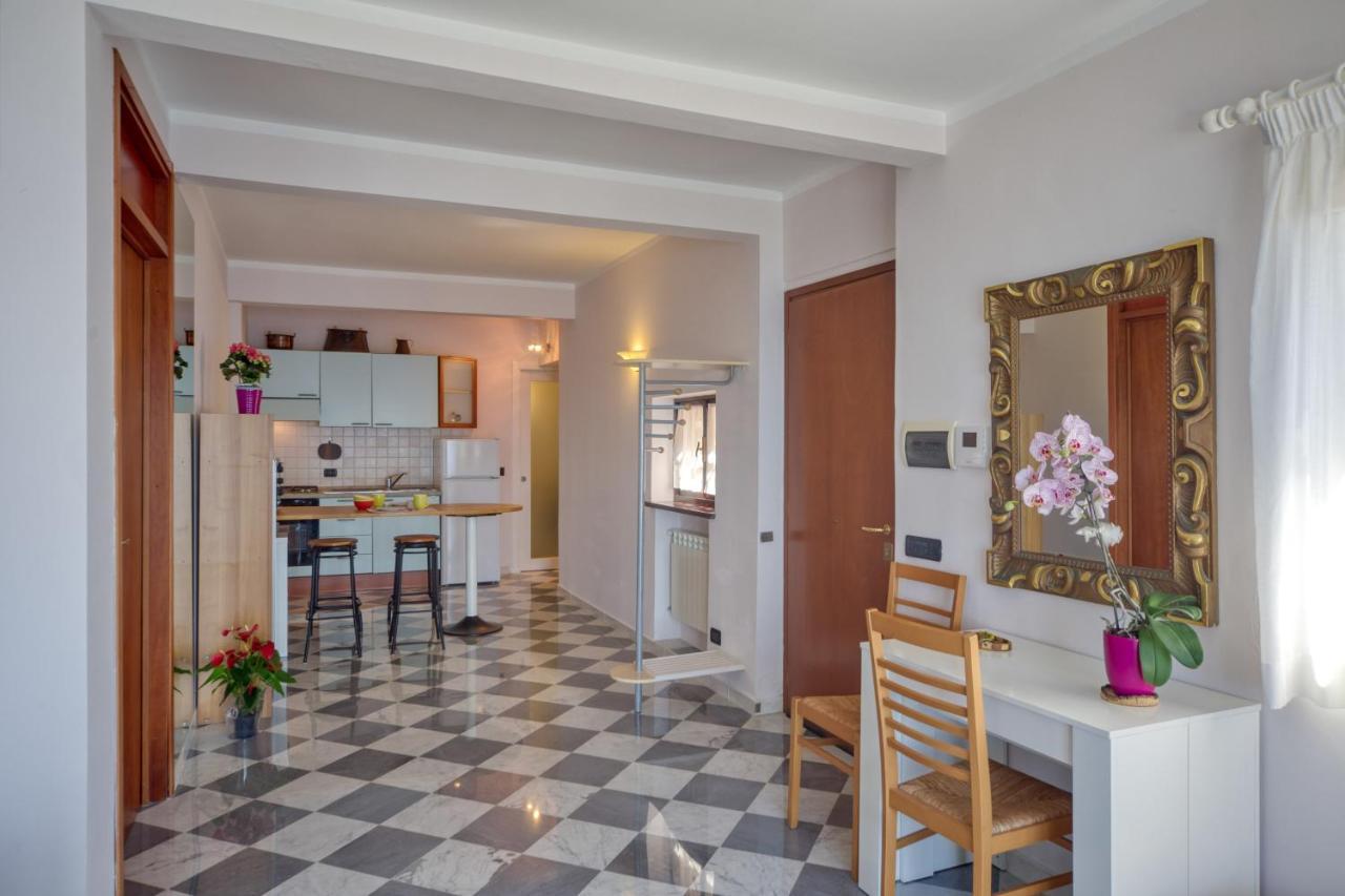 סורי Polanesi Sea View Home מראה חיצוני תמונה